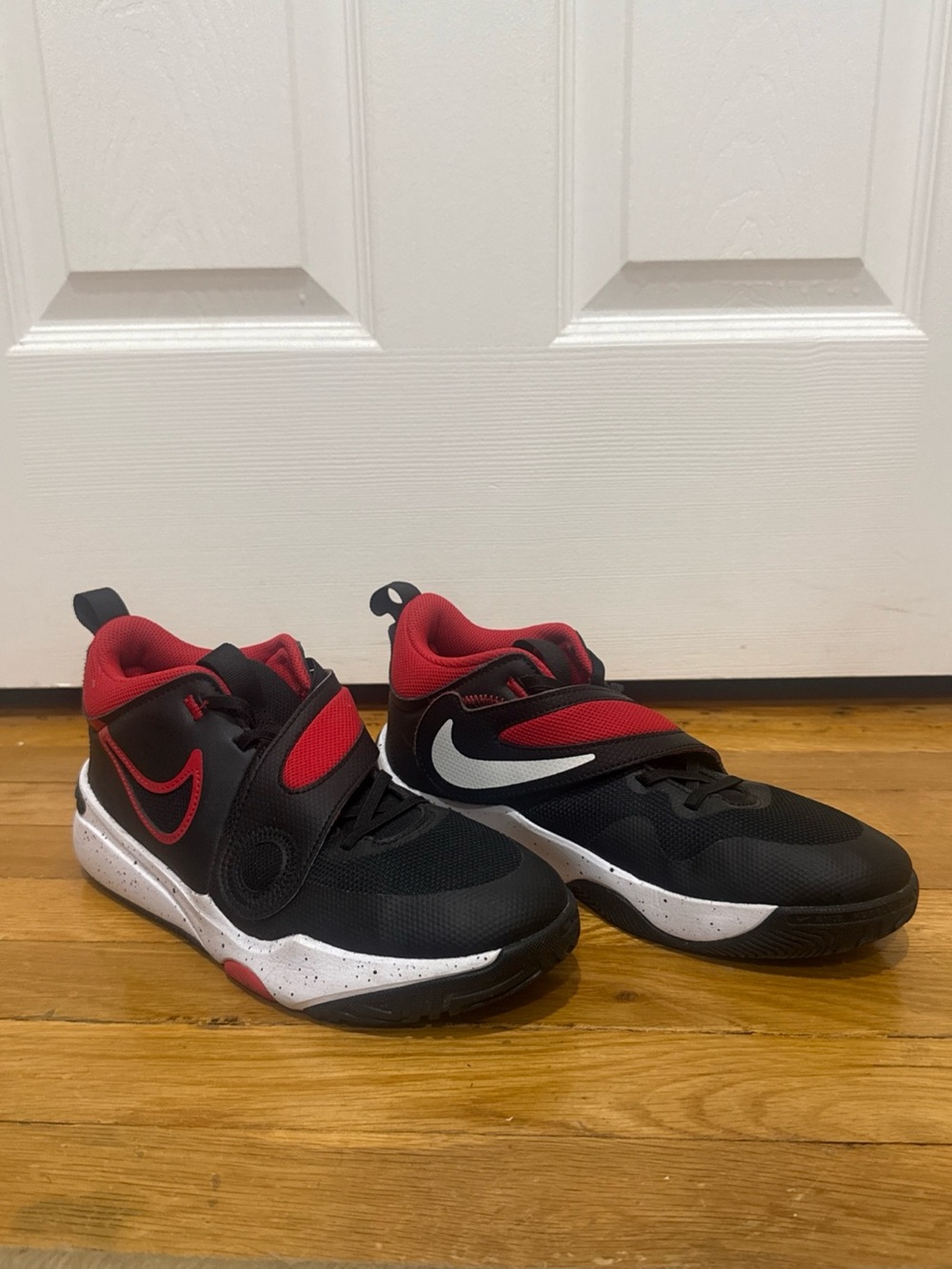 Nike Team Hustle Kids Black and Red Velcro Strap Sneakers